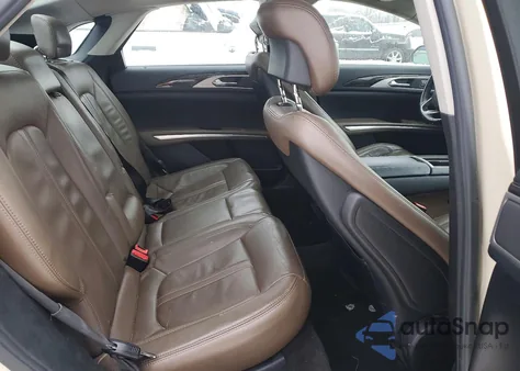 2016 Lincoln Mkz z USA, uszkodzony, nr VIN 3LN6L2J99GR604551